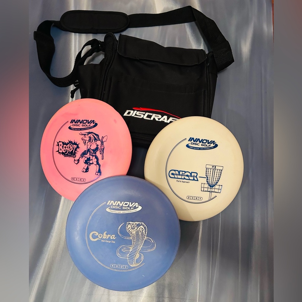 Innova Disc Golf Set with Discraft Bag